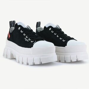 Palladium Revolt Chelsea TX Platform Sneakers Black Size 9 NIB